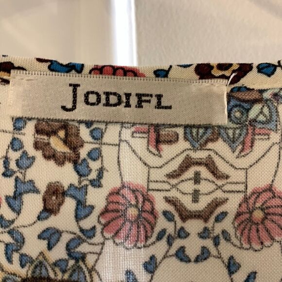 Jodifl Size Small BoHo dress with ruffle sleeves and crochet detail - Picture 4 of 10